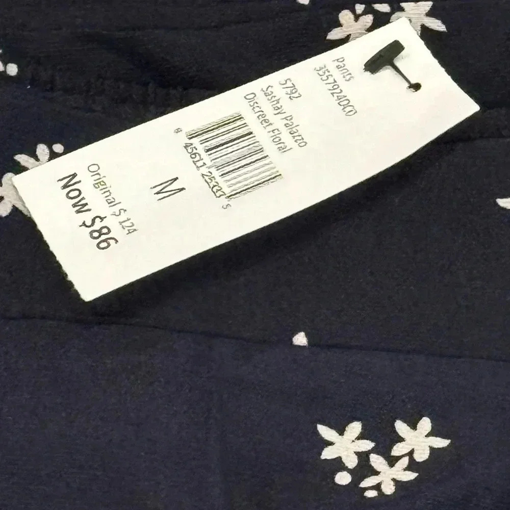 🍀 MYSTERY NOT SO MYSTERIOUS BOX NWT AND NWOT - Picture 6 of 8